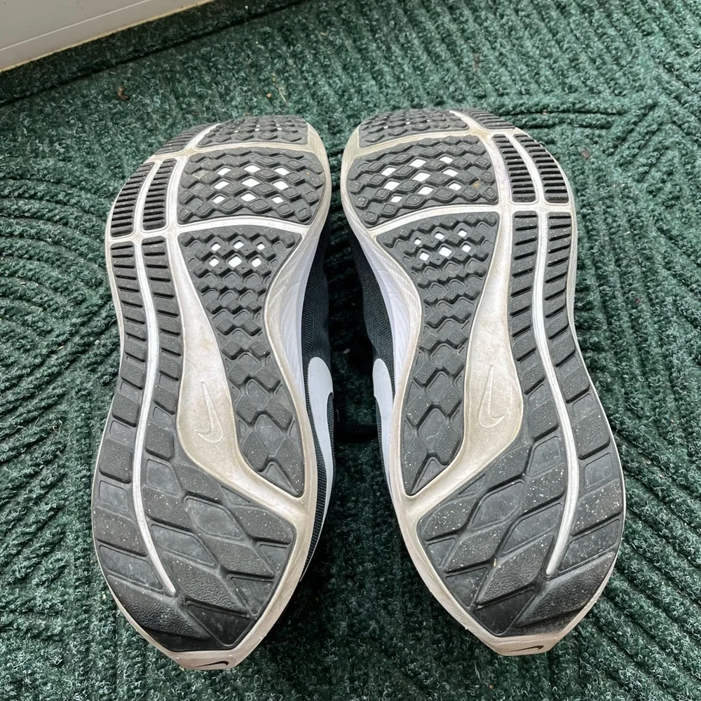 Nike Men’s Air Pegasus 39 Road Running Shoes Black White Size 11 - Picture 4 of 6